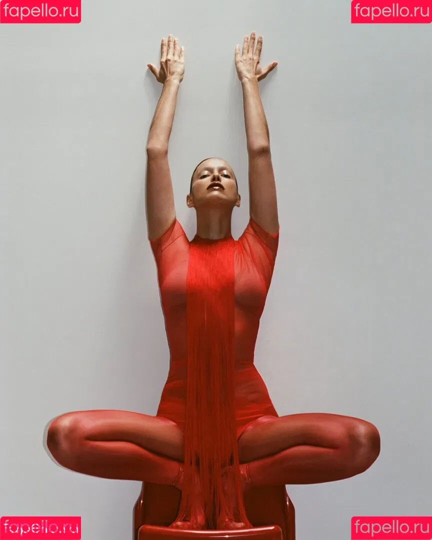 Irina Shayk / irinashayk / theirishayk Onlyfans Photo Gallery 