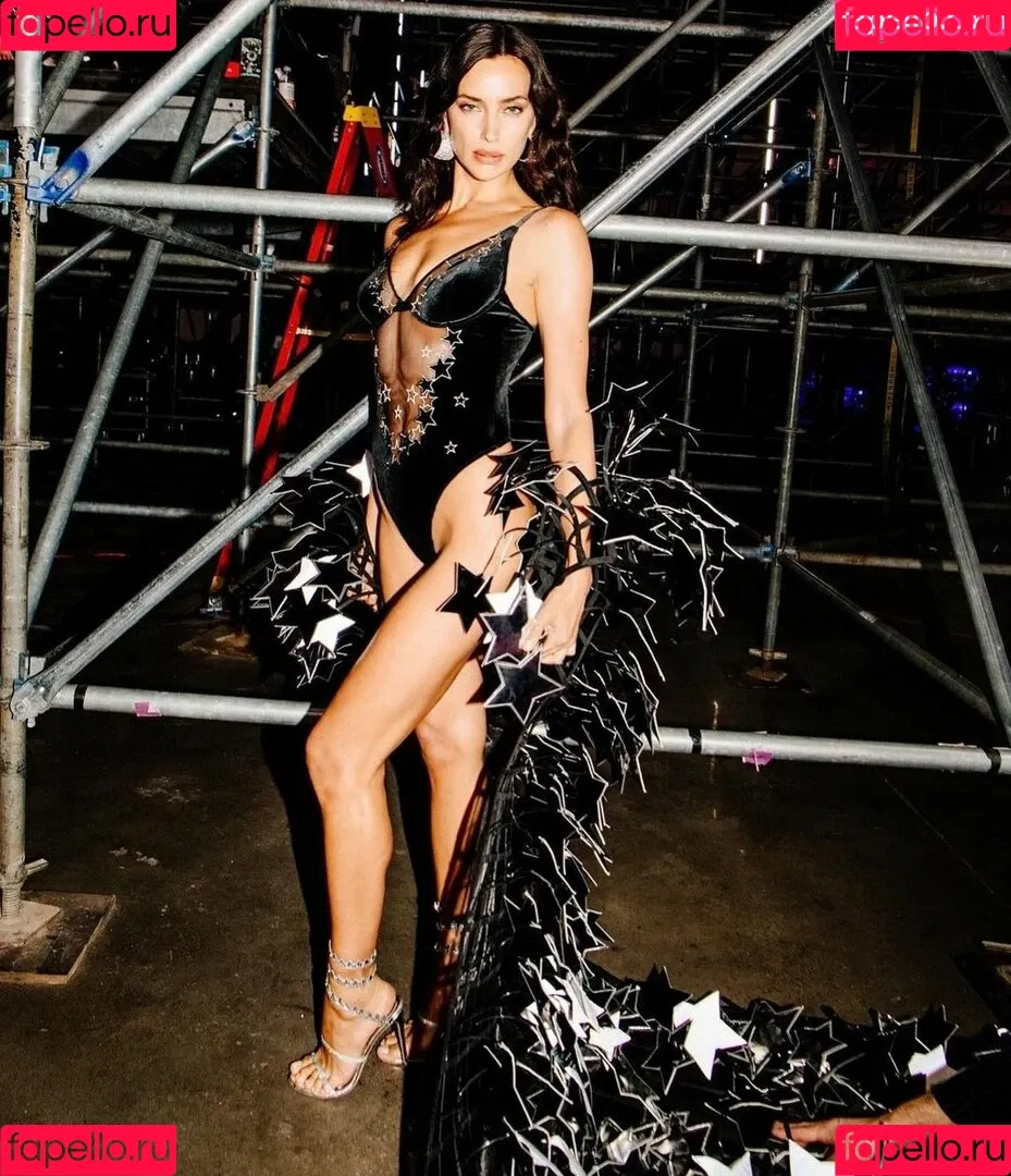 Irina Shayk / irinashayk / theirishayk Onlyfans Photo Gallery 