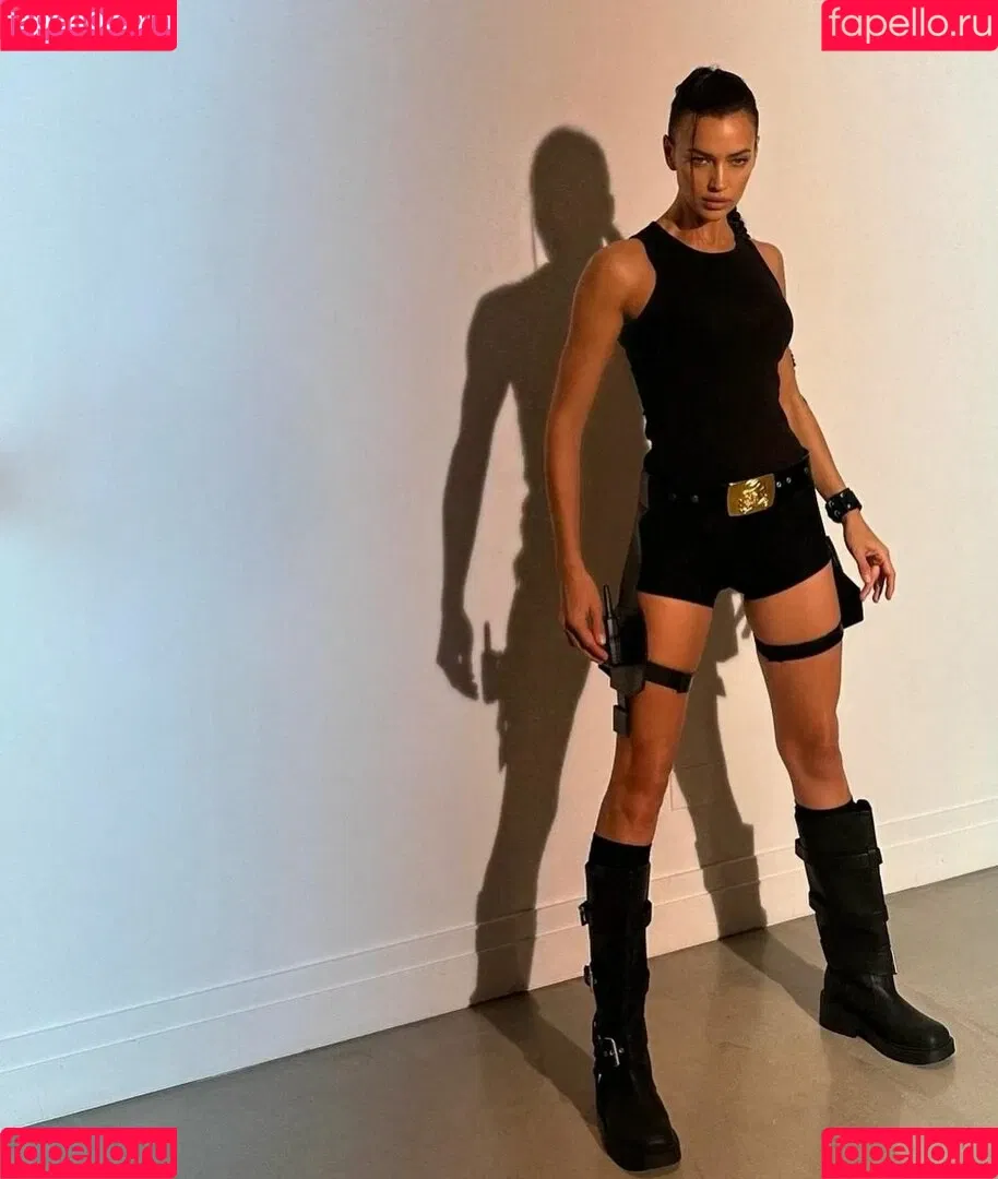 Irina Shayk / irinashayk / theirishayk Onlyfans Photo Gallery 