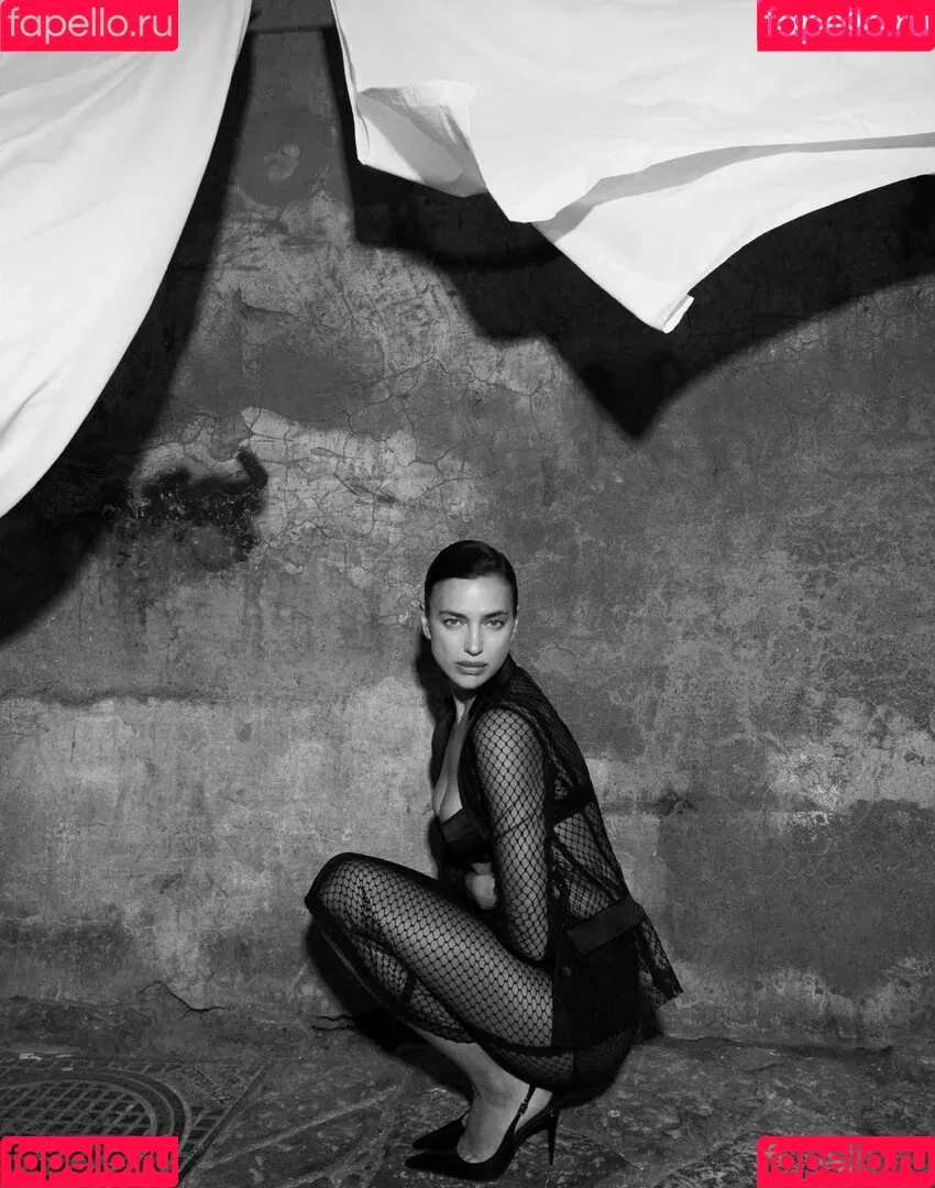 Irina Shayk / irinashayk / theirishayk Onlyfans Photo Gallery 