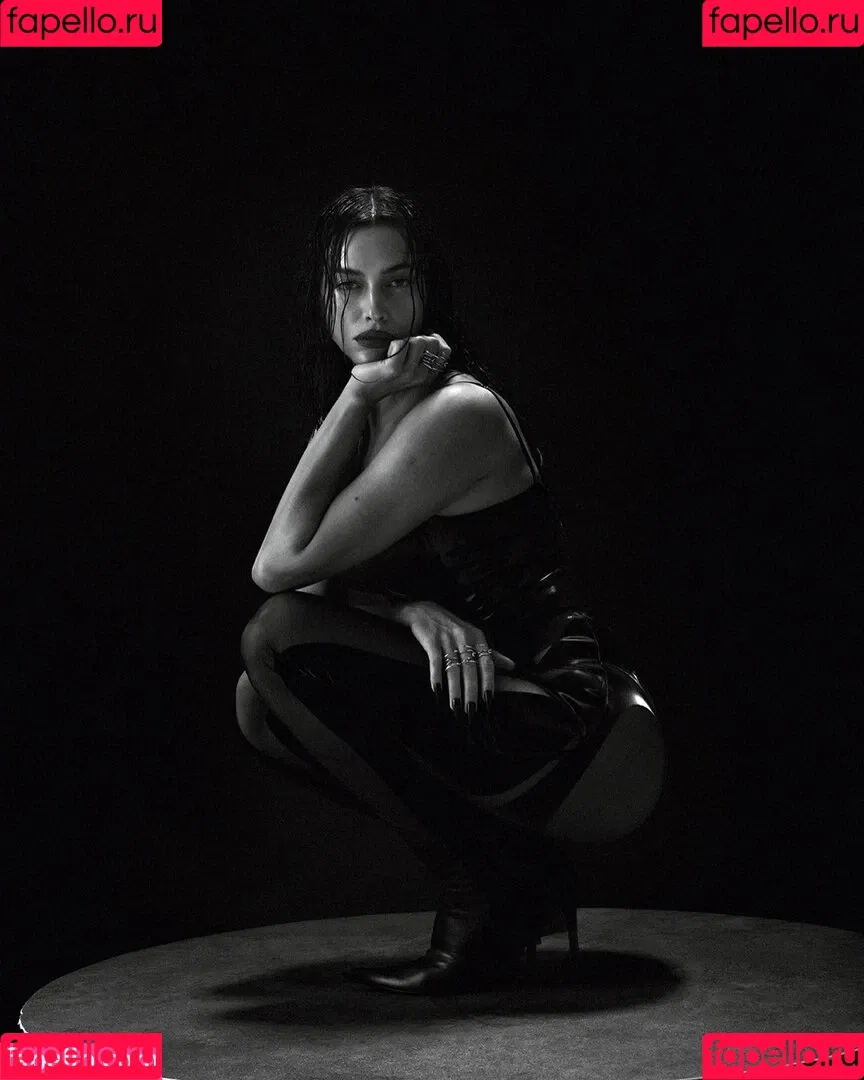 Irina Shayk / irinashayk / theirishayk Onlyfans Photo Gallery 