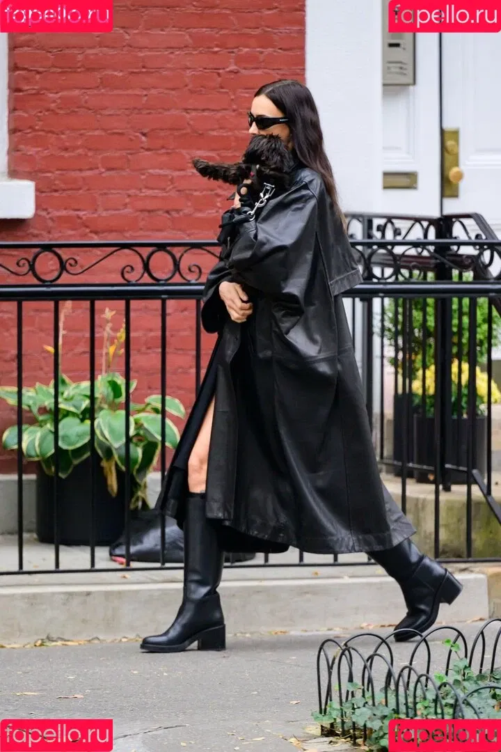 Irina Shayk / irinashayk / theirishayk Onlyfans Photo Gallery 