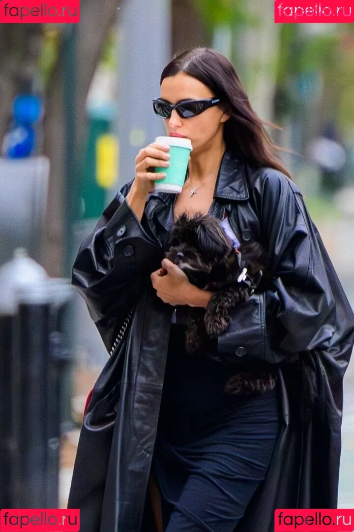 Irina Shayk / irinashayk / theirishayk Onlyfans Photo Gallery 