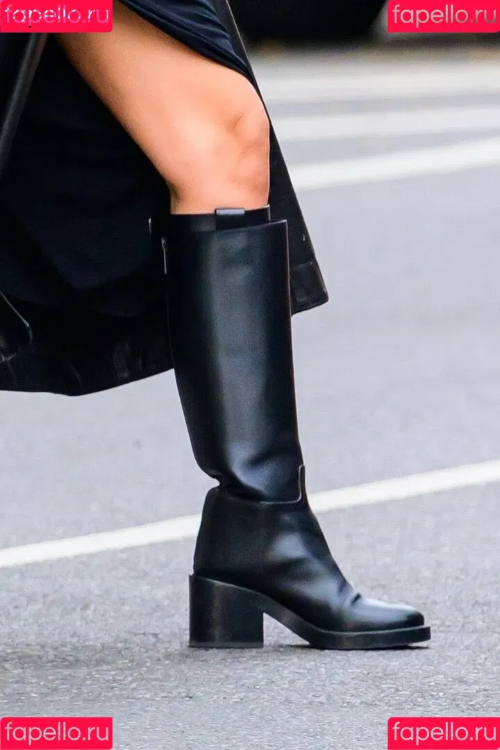 Irina Shayk / irinashayk / theirishayk Onlyfans Photo Gallery 