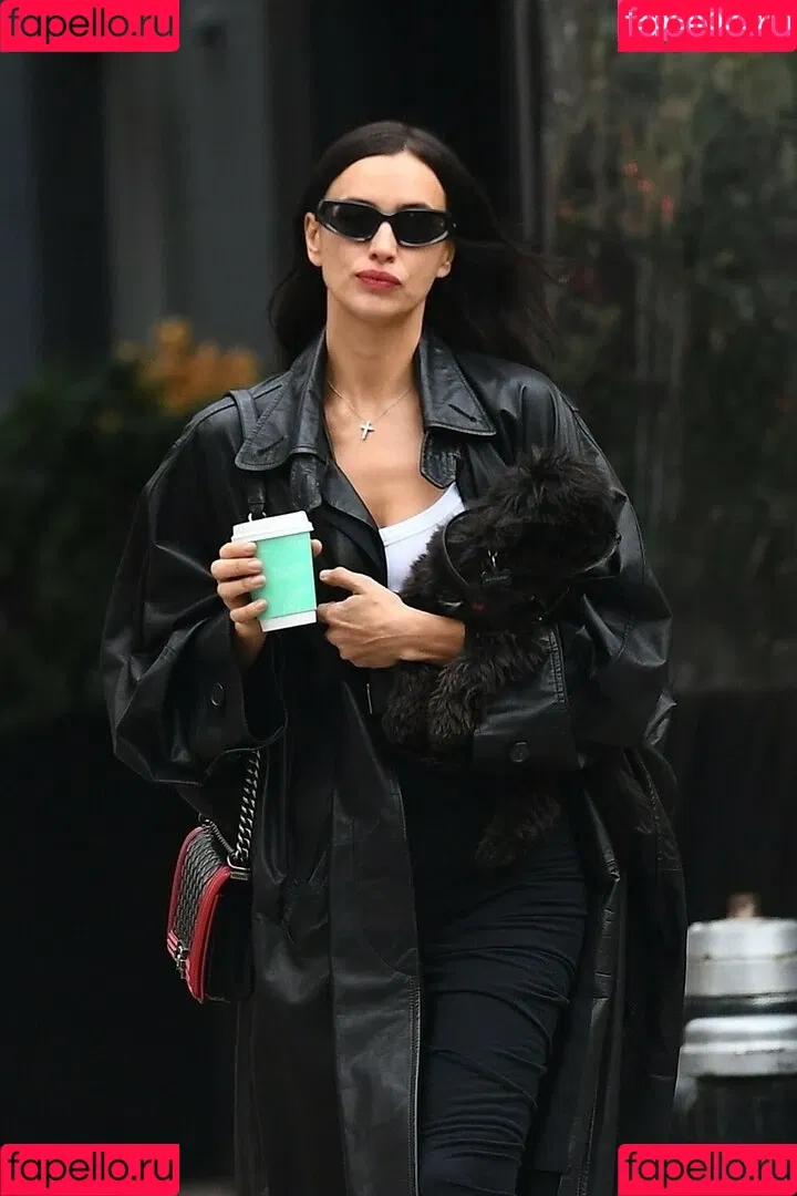 Irina Shayk / irinashayk / theirishayk Onlyfans Photo Gallery 