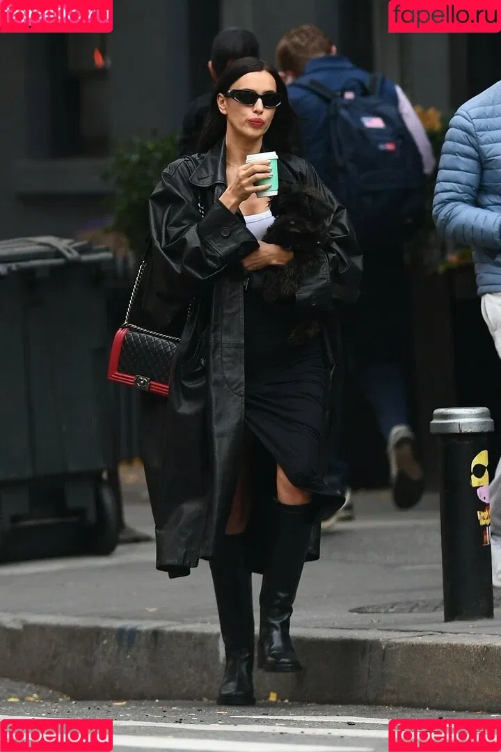 Irina Shayk / irinashayk / theirishayk Onlyfans Photo Gallery 