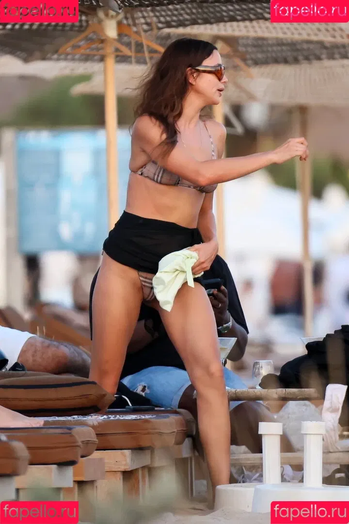 Irina Shayk / irinashayk / theirishayk Onlyfans Photo Gallery 