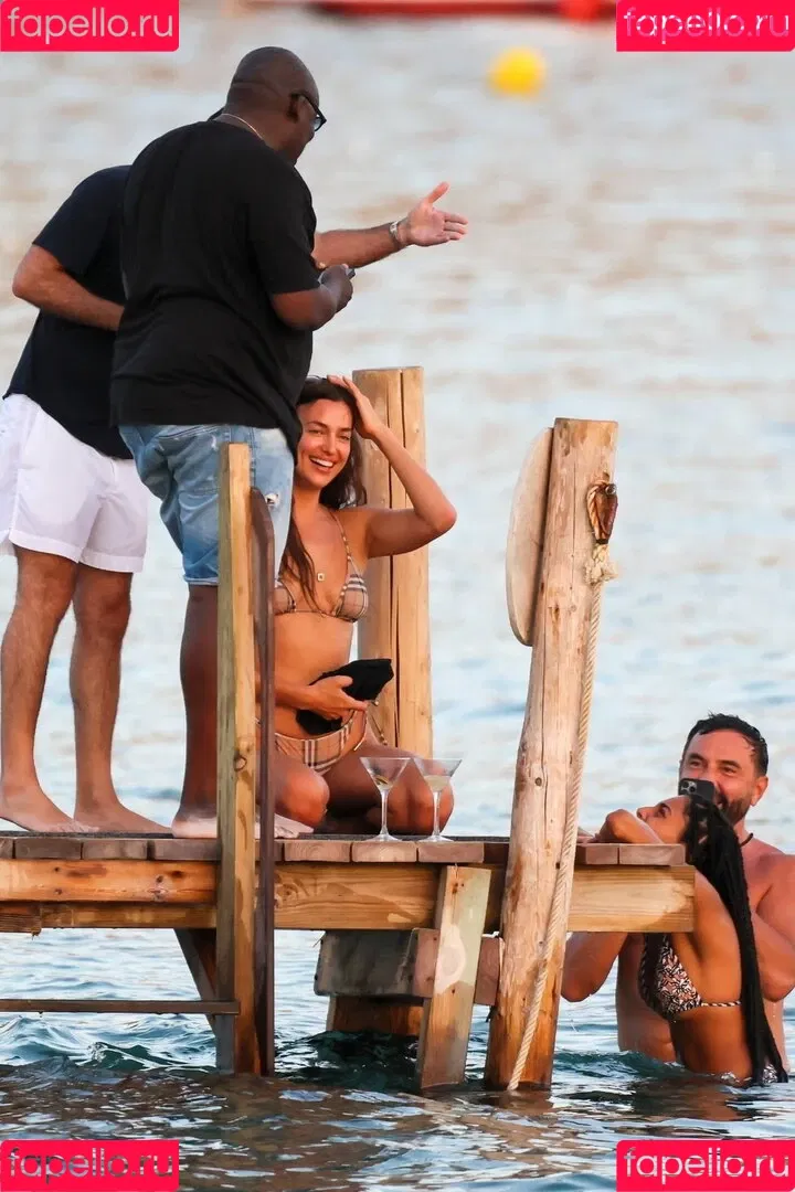 Irina Shayk / irinashayk / theirishayk Onlyfans Photo Gallery 