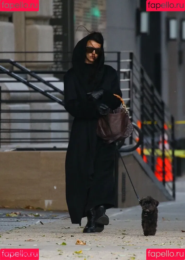 Irina Shayk / irinashayk / theirishayk Onlyfans Photo Gallery 