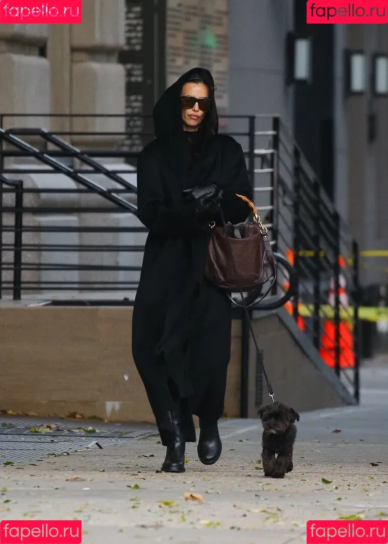 Irina Shayk / irinashayk / theirishayk Onlyfans Photo Gallery 