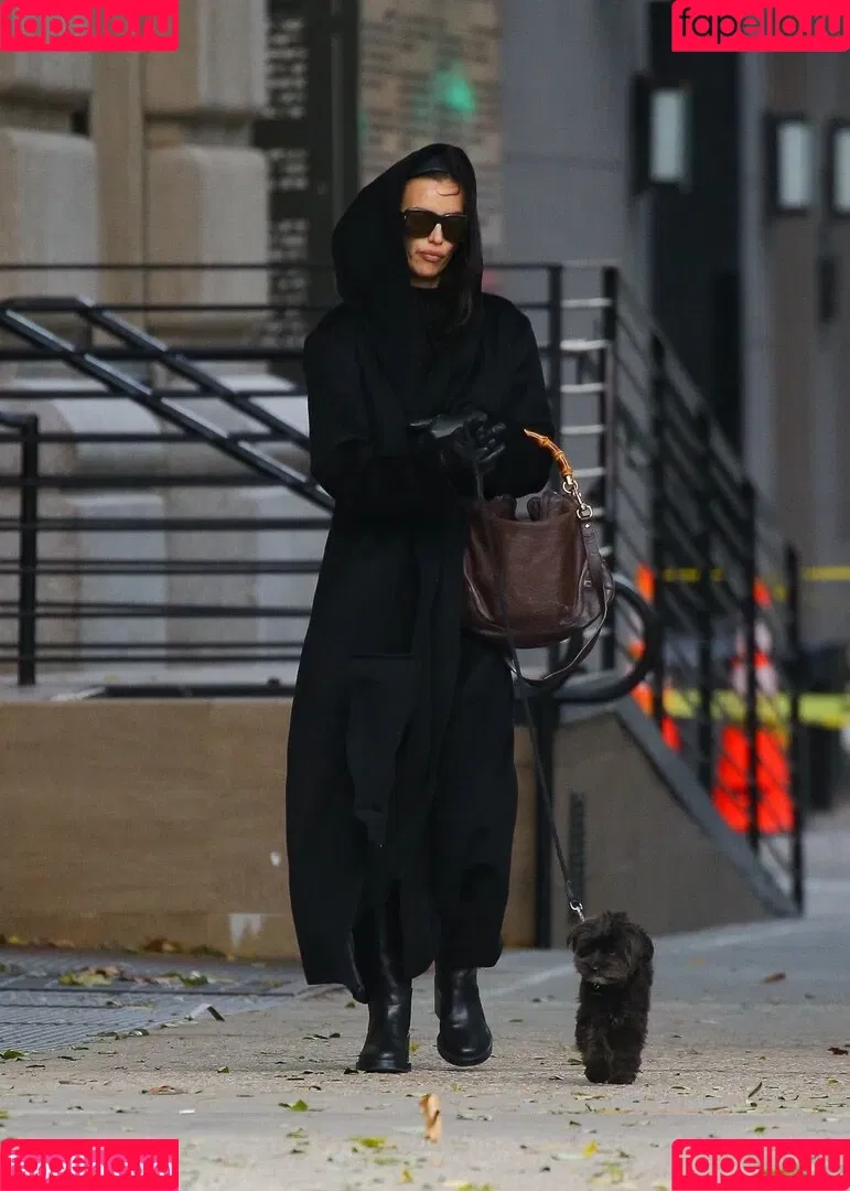 Irina Shayk / irinashayk / theirishayk Onlyfans Photo Gallery 