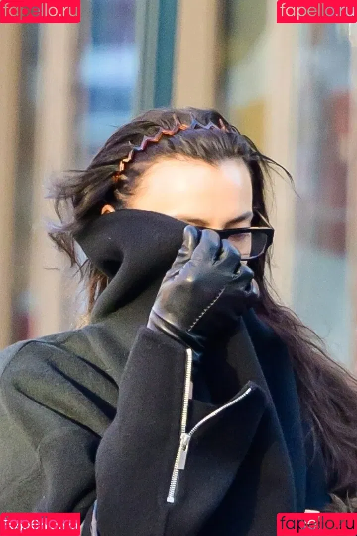 Irina Shayk / irinashayk / theirishayk Onlyfans Photo Gallery 