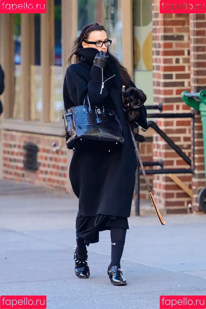 Irina Shayk / irinashayk / theirishayk Onlyfans Photo Gallery 