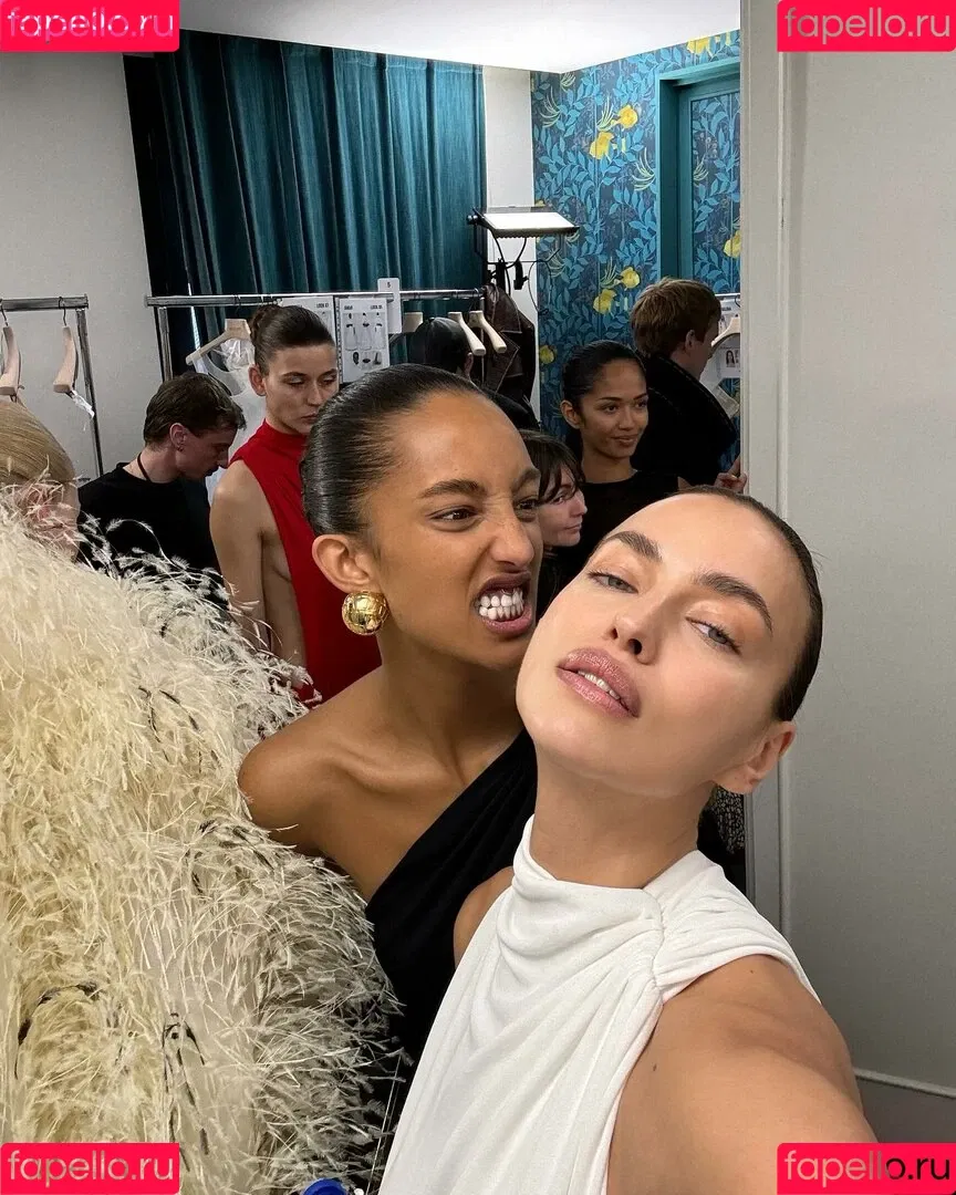 Irina Shayk / irinashayk / theirishayk Onlyfans Photo Gallery 