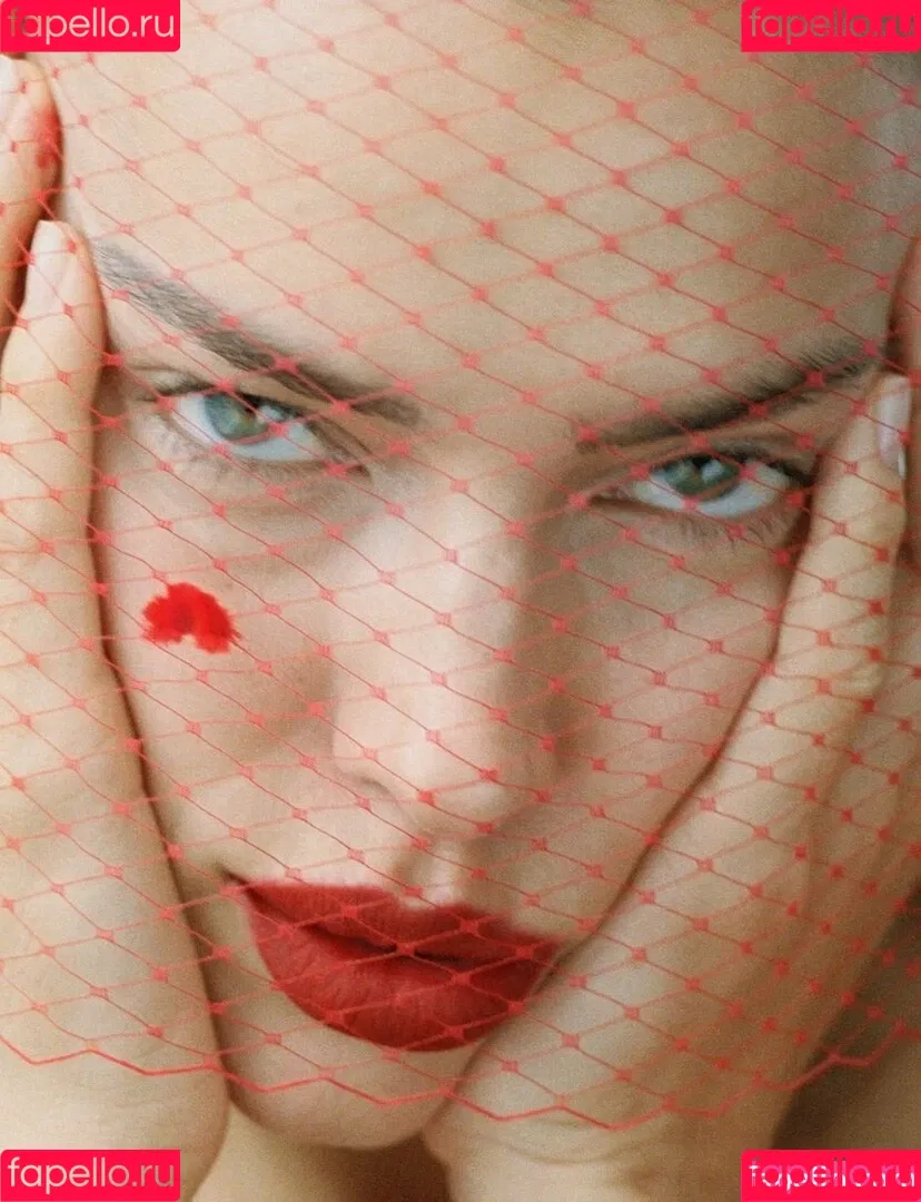 Irina Shayk / irinashayk / theirishayk Onlyfans Photo Gallery 