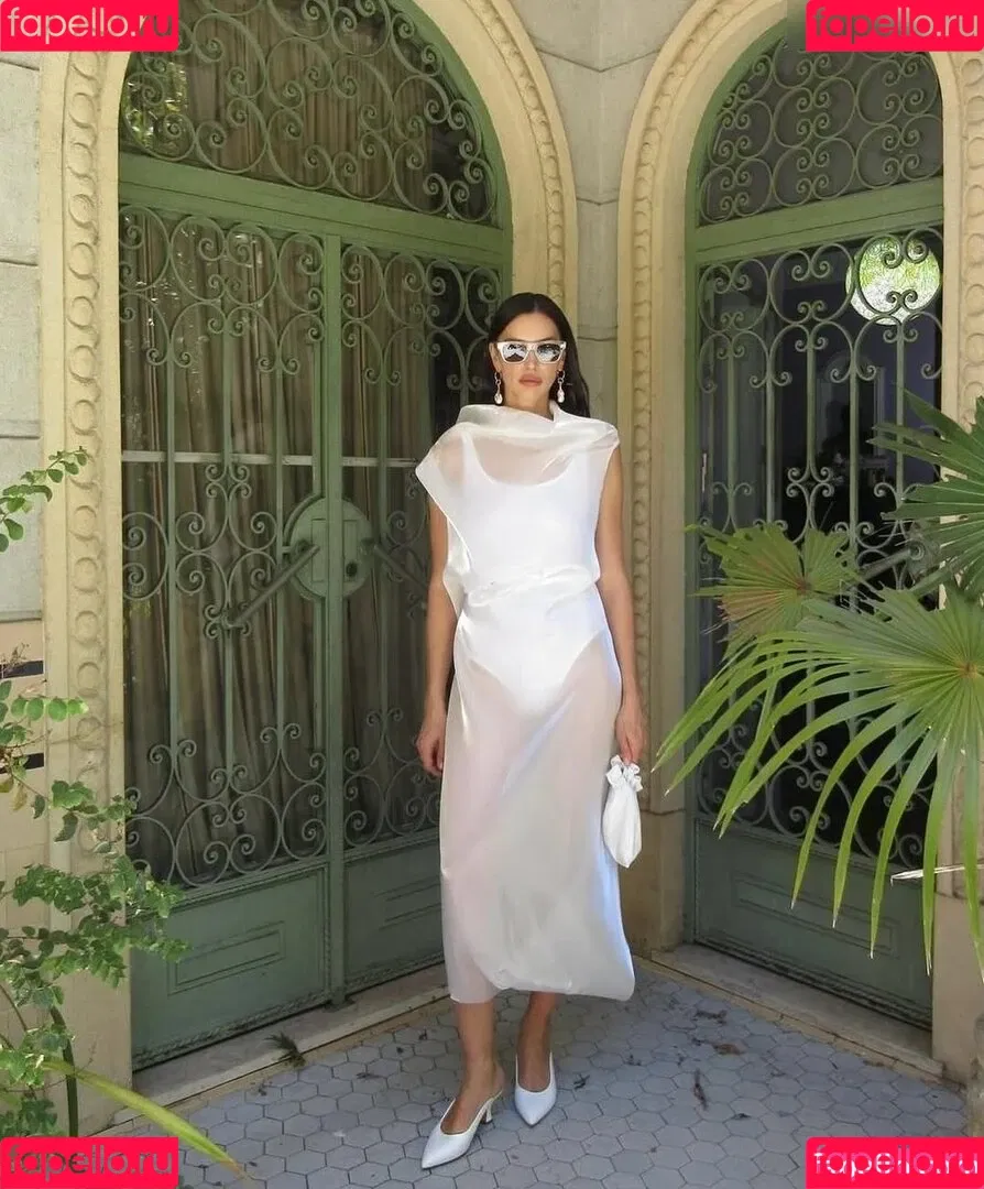 Irina Shayk / irinashayk / theirishayk Onlyfans Photo Gallery 