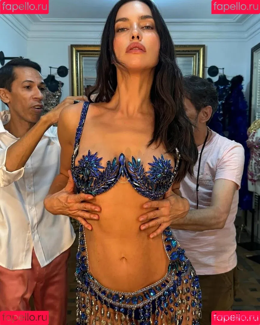 Irina Shayk / irinashayk / theirishayk Onlyfans Photo Gallery 