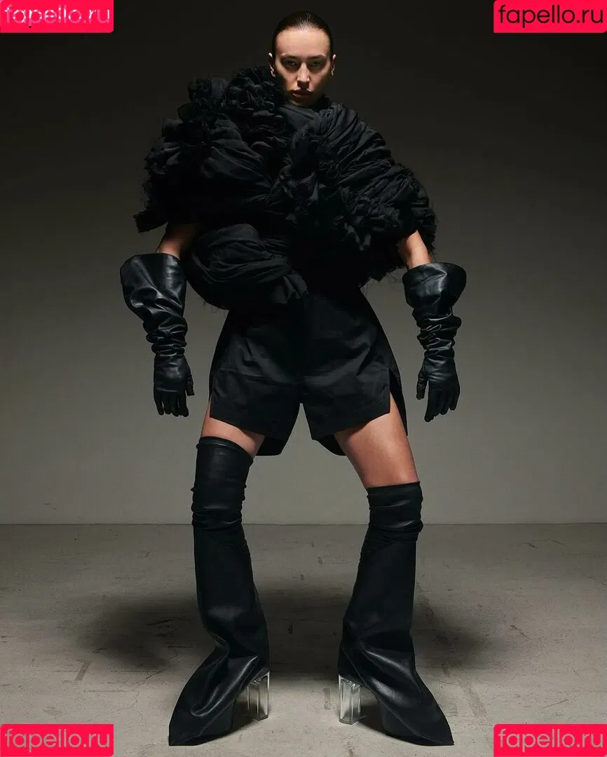 Irina Shayk / irinashayk / theirishayk Onlyfans Photo Gallery 