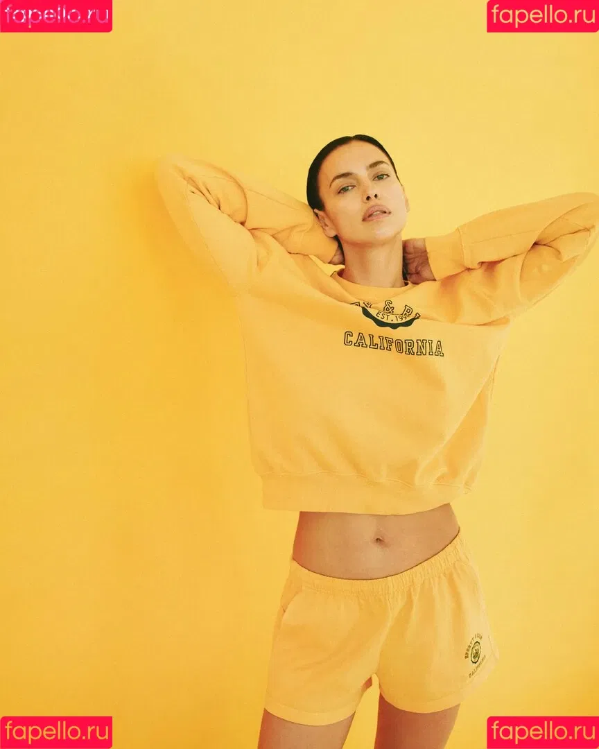 Irina Shayk / irinashayk / theirishayk Onlyfans Photo Gallery 