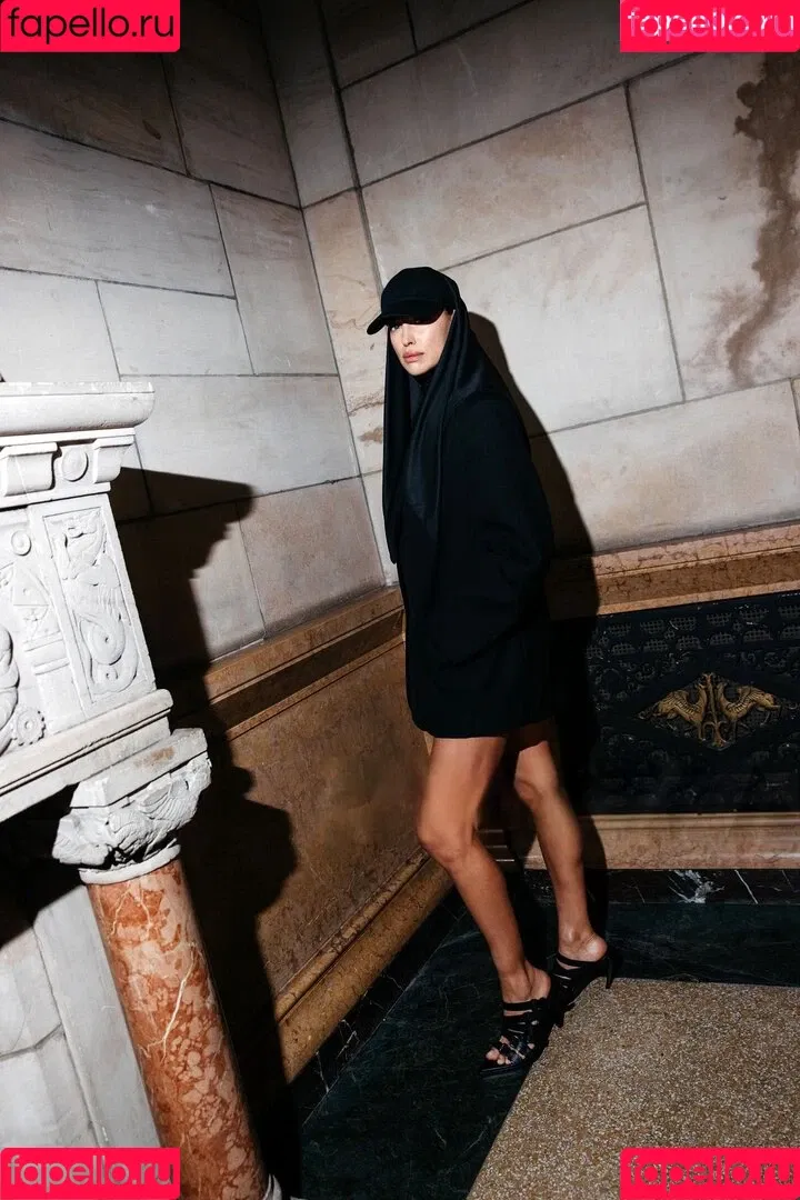 Irina Shayk / irinashayk / theirishayk Onlyfans Photo Gallery 