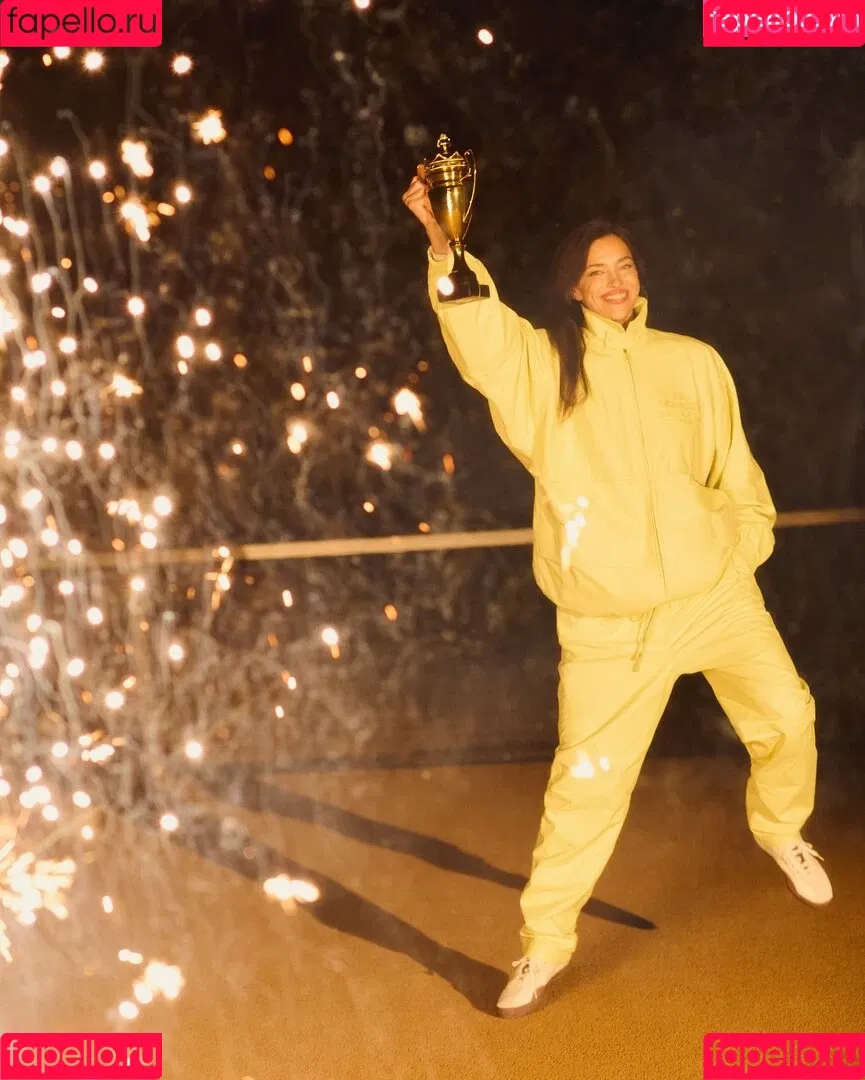 Irina Shayk / irinashayk / theirishayk Onlyfans Photo Gallery 