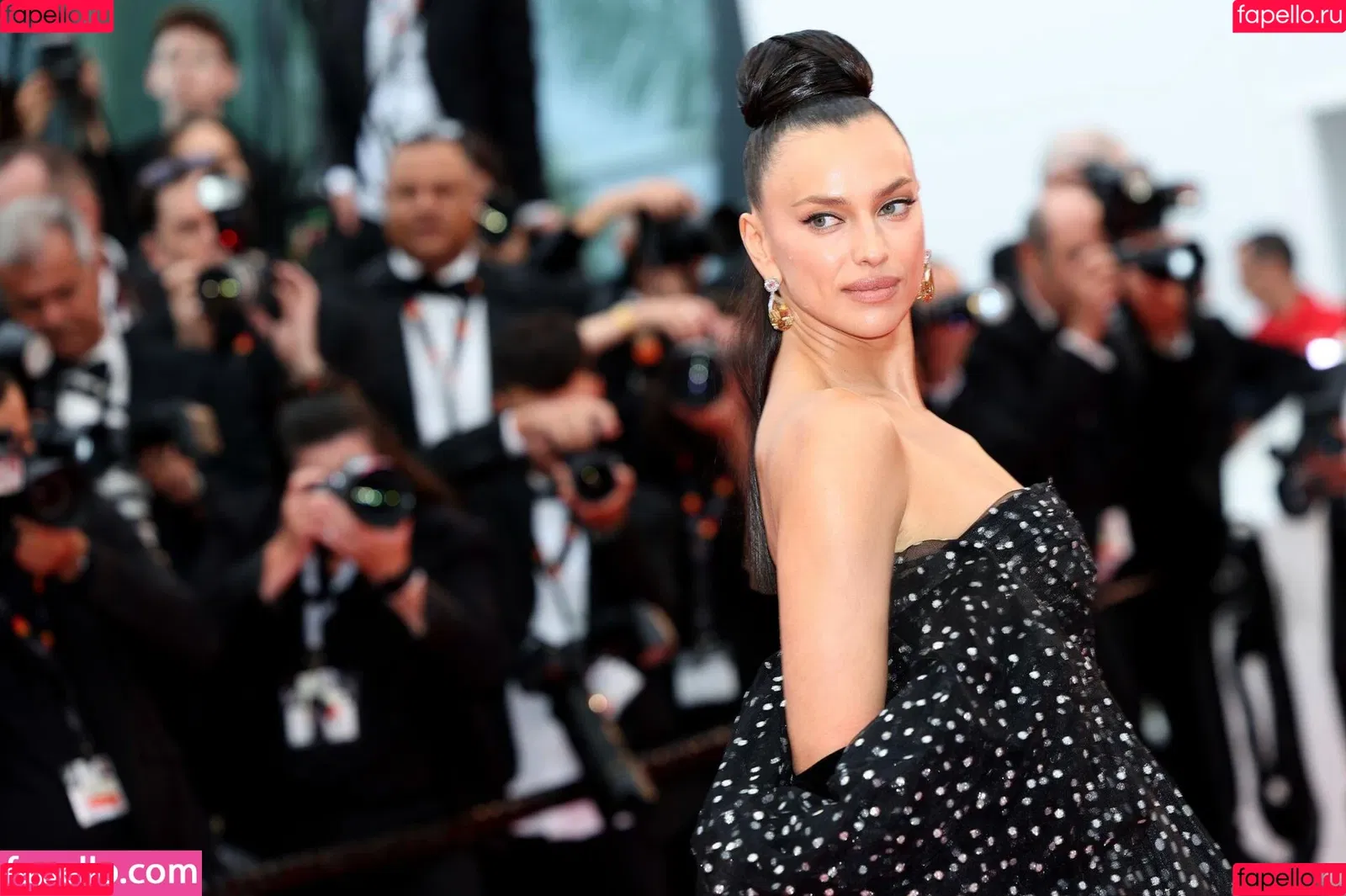 Irina Shayk / irinashayk / theirishayk Onlyfans Photo Gallery 