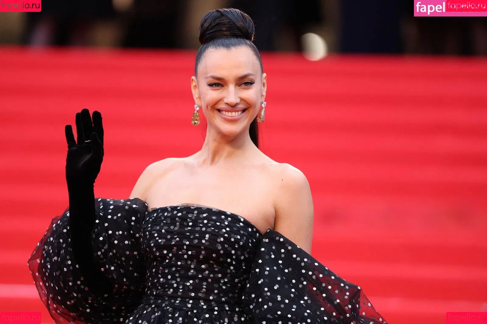 Irina Shayk / irinashayk / theirishayk Onlyfans Photo Gallery 