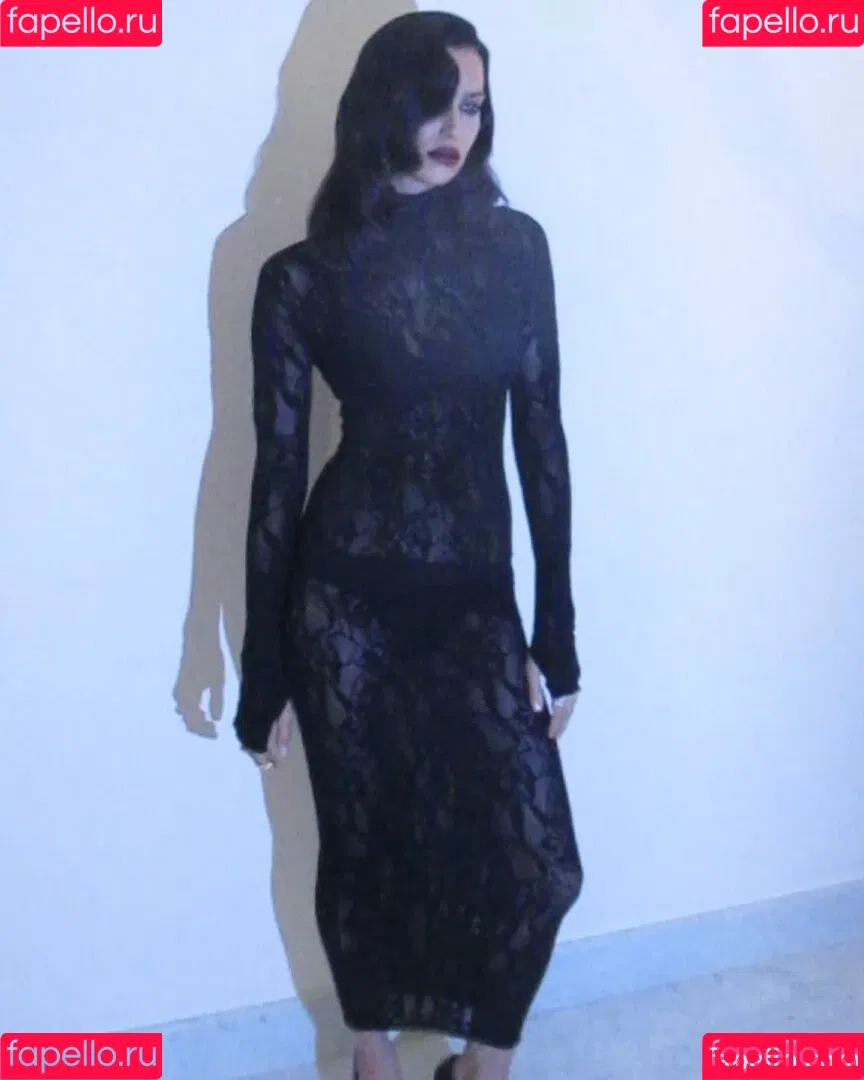 Irina Shayk / irinashayk / theirishayk Onlyfans Photo Gallery 