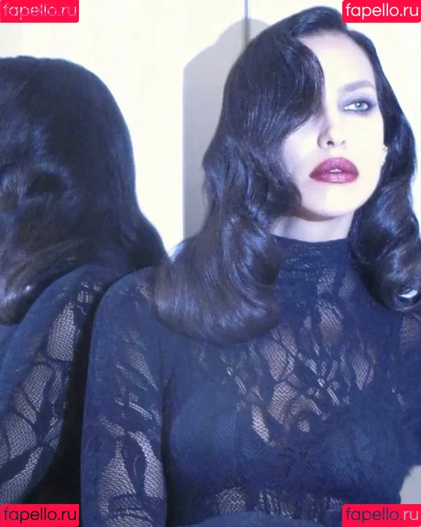 Irina Shayk / irinashayk / theirishayk Onlyfans Photo Gallery 