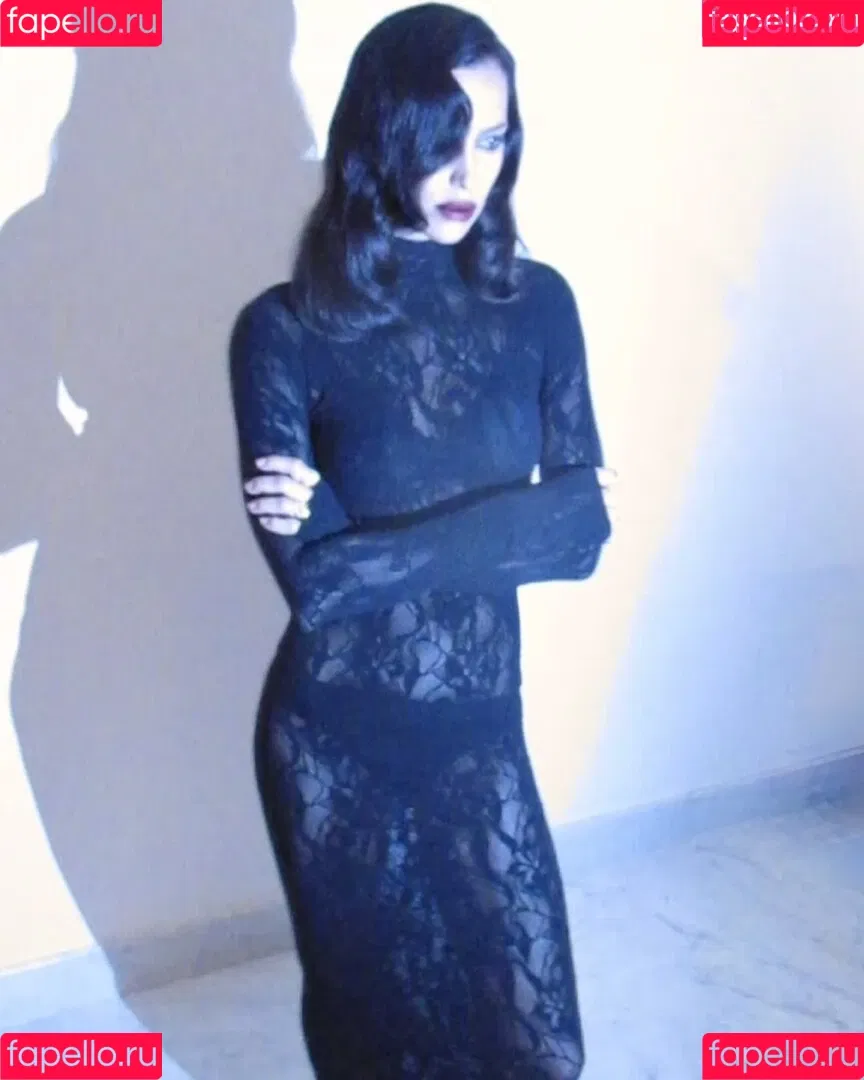 Irina Shayk / irinashayk / theirishayk Onlyfans Photo Gallery 