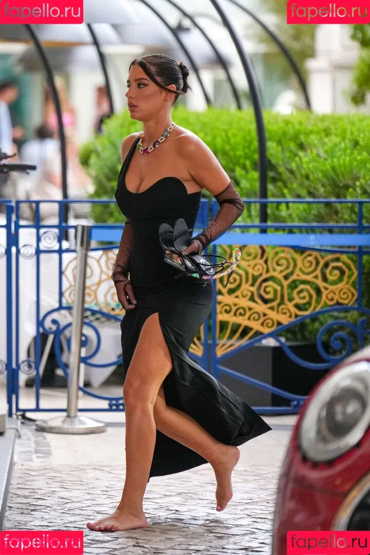 Adele Exarchopoulos / adeleexarchopoulos Onlyfans Photo Gallery 