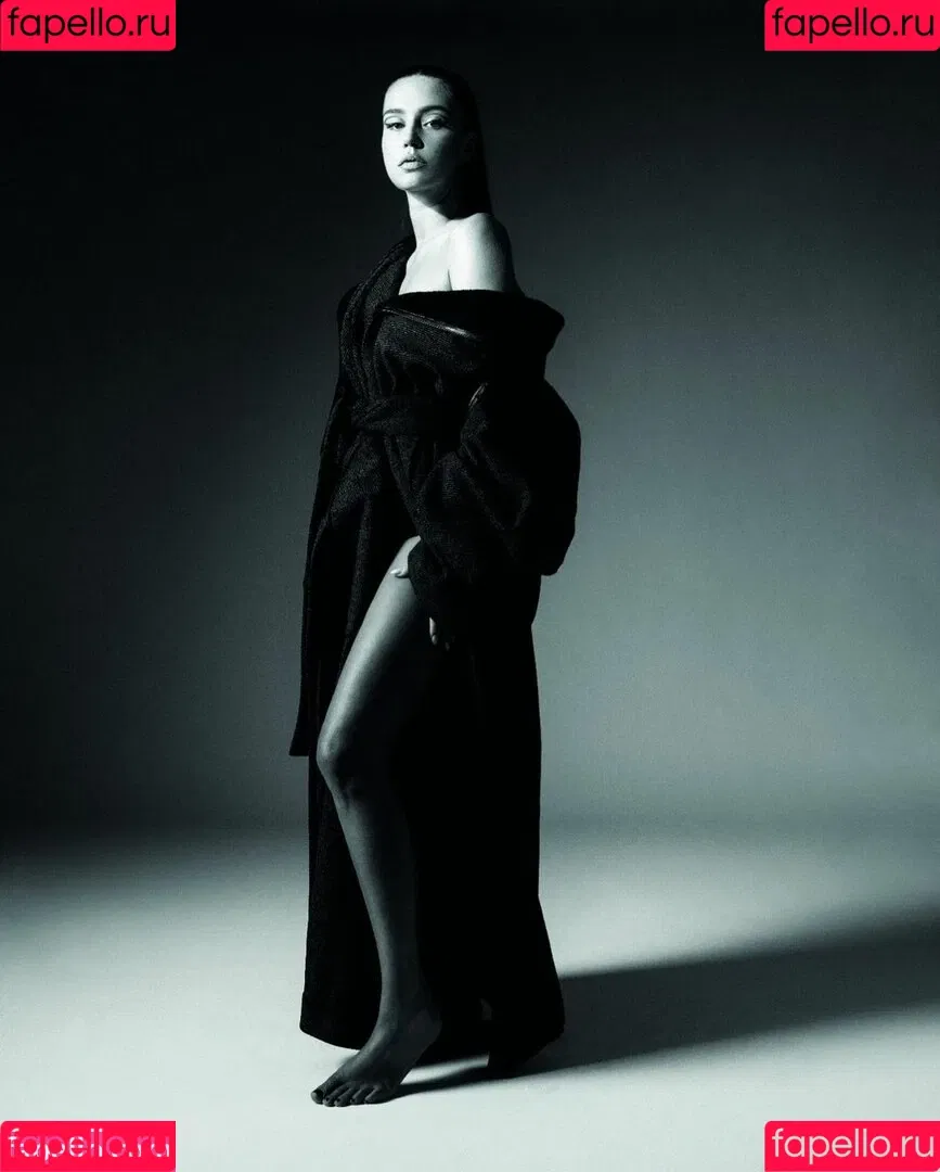 Adele Exarchopoulos / adeleexarchopoulos Onlyfans Photo Gallery 