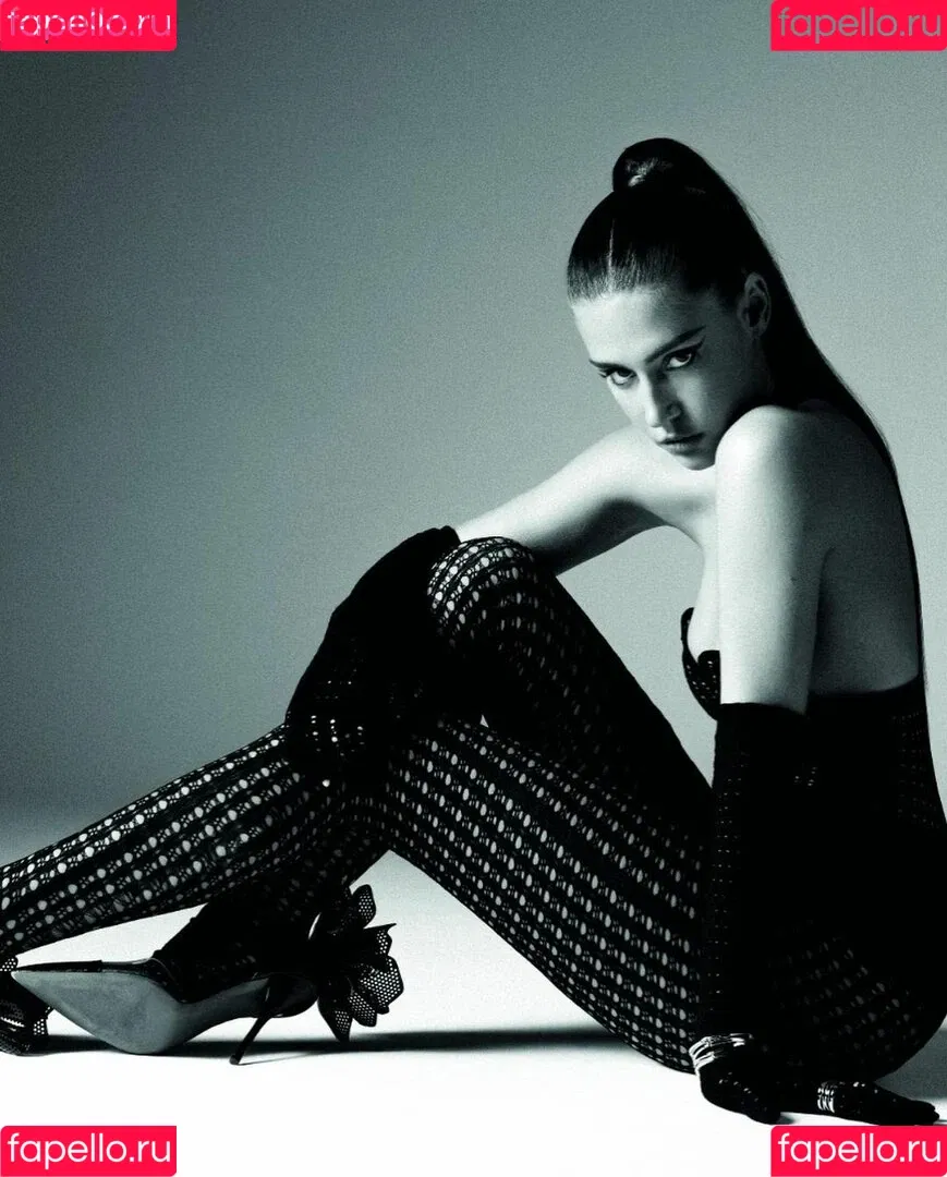 Adele Exarchopoulos / adeleexarchopoulos Onlyfans Photo Gallery 