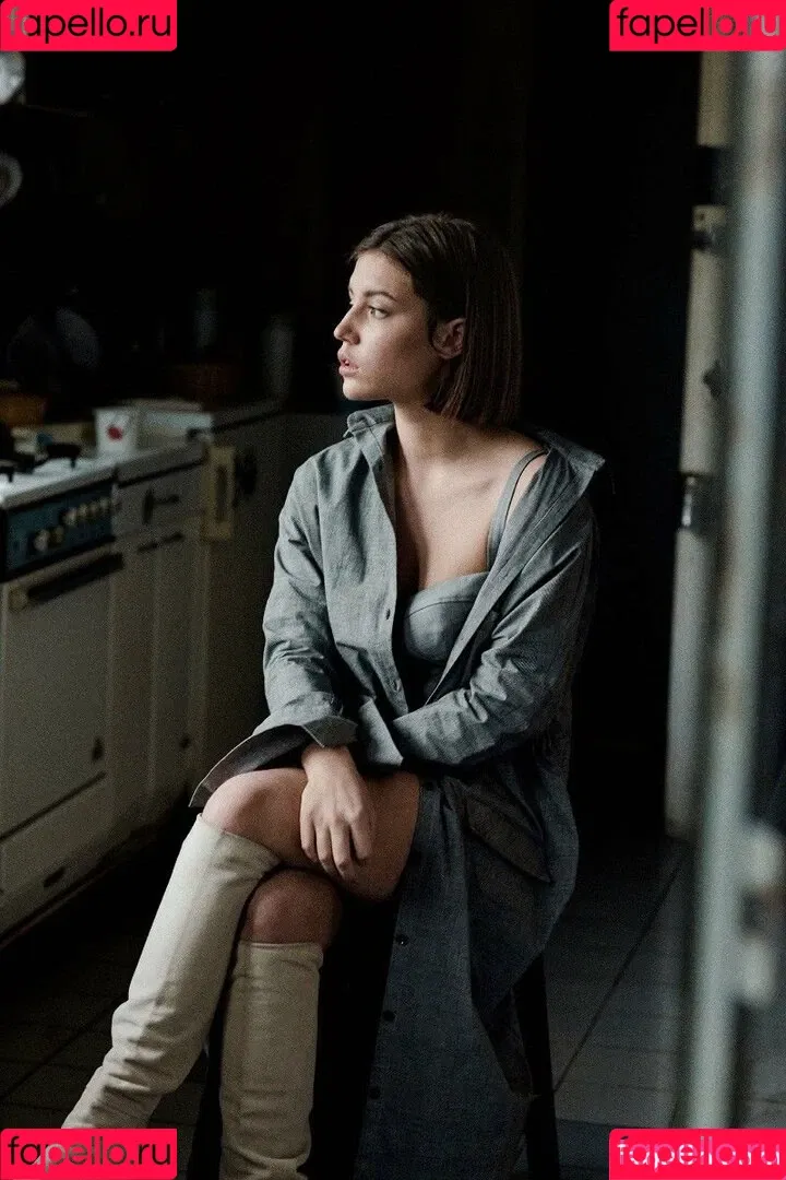 Adele Exarchopoulos / adeleexarchopoulos Onlyfans Photo Gallery 