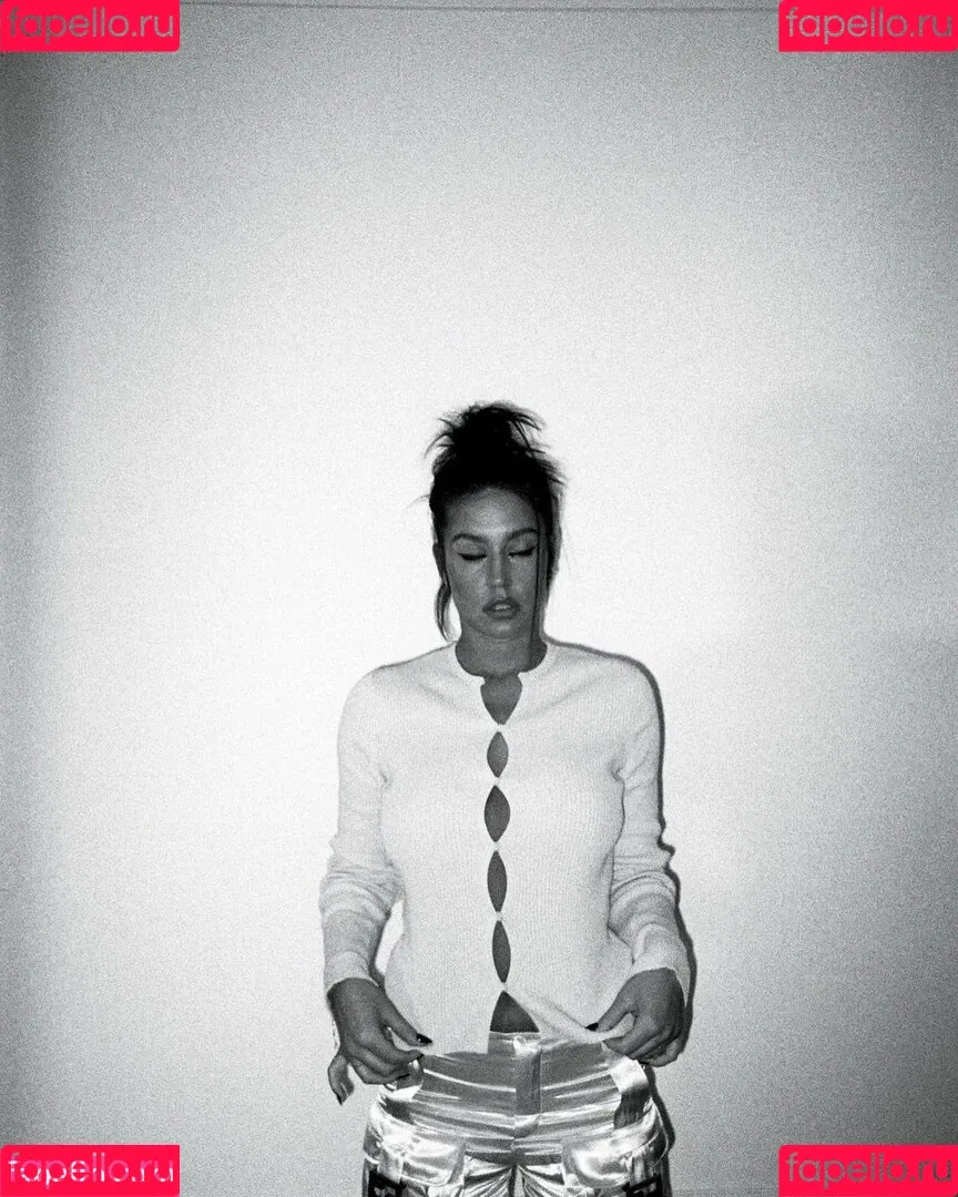 Adele Exarchopoulos / adeleexarchopoulos Onlyfans Photo Gallery 