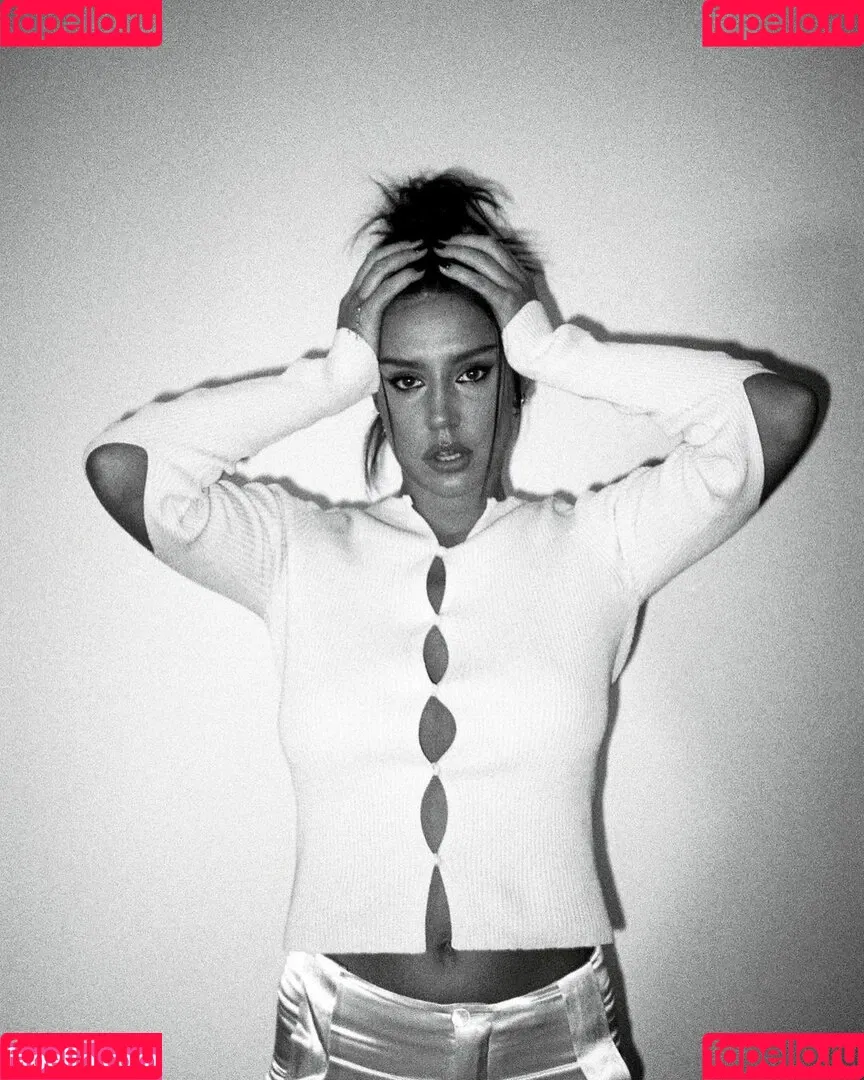 Adele Exarchopoulos / adeleexarchopoulos Onlyfans Photo Gallery 