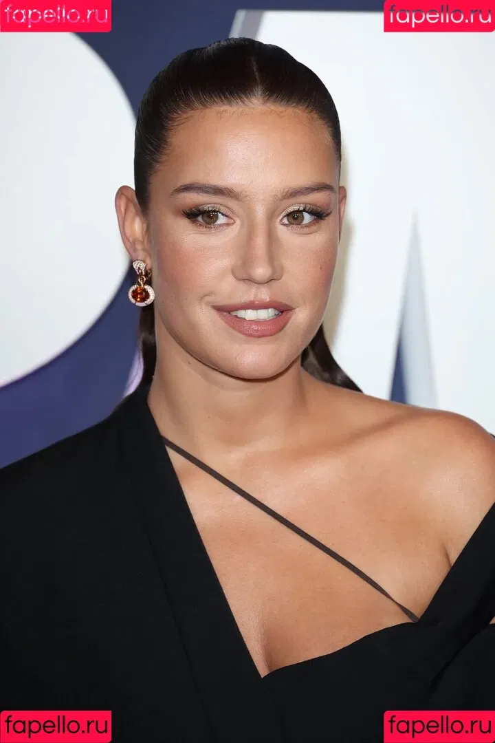 Adele Exarchopoulos / adeleexarchopoulos Onlyfans Photo Gallery 
