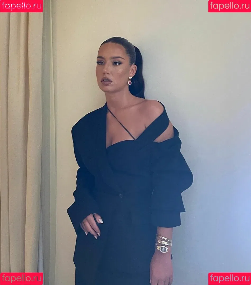 Adele Exarchopoulos / adeleexarchopoulos Onlyfans Photo Gallery 