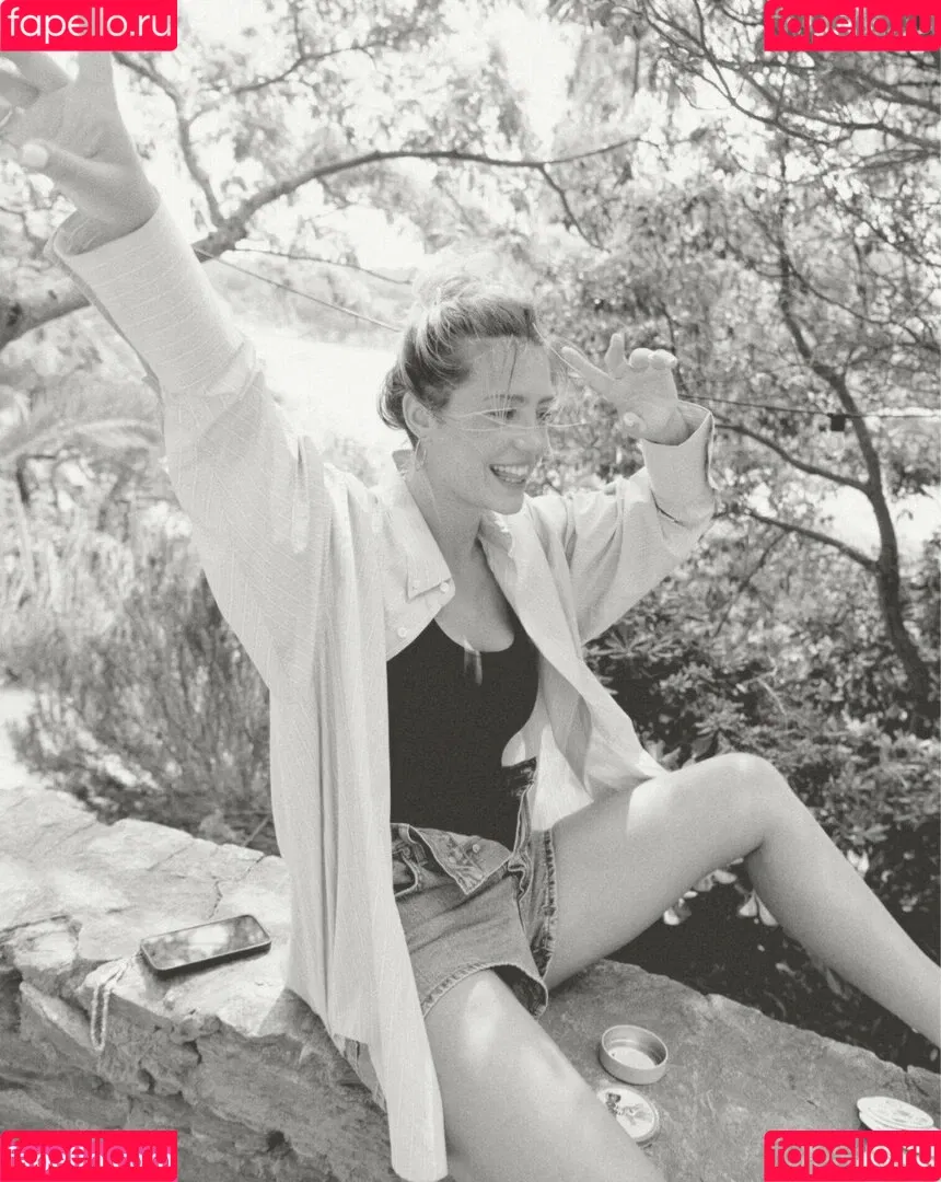 Adele Exarchopoulos / adeleexarchopoulos Onlyfans Photo Gallery 