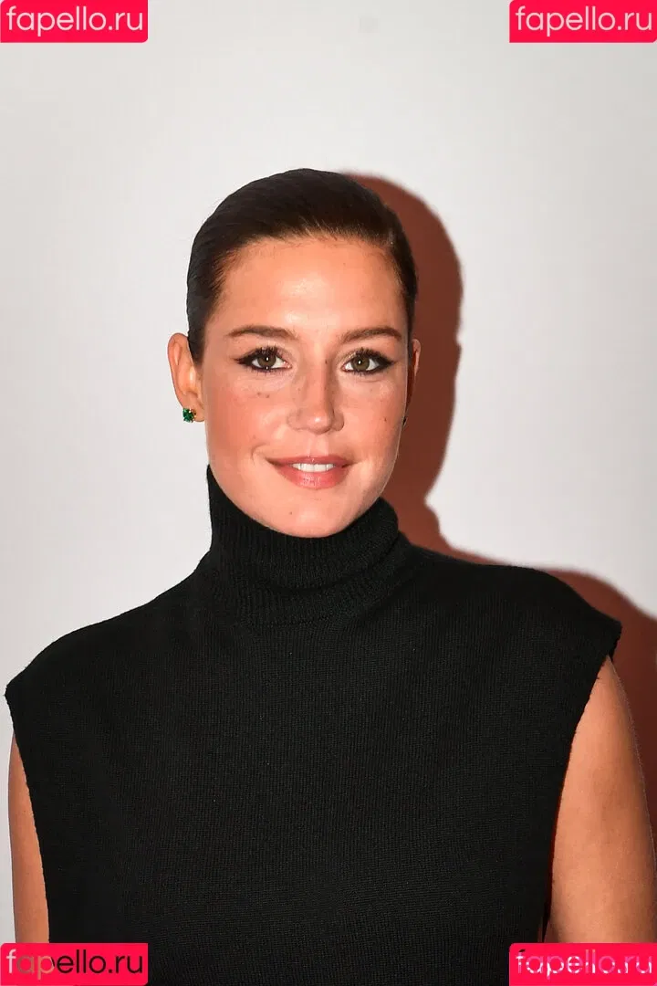 Adele Exarchopoulos / adeleexarchopoulos Onlyfans Photo Gallery 