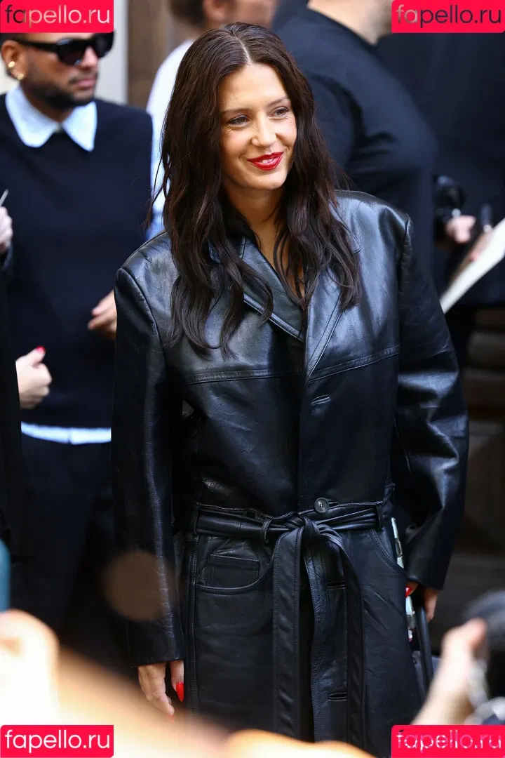 Adele Exarchopoulos / adeleexarchopoulos Onlyfans Photo Gallery 