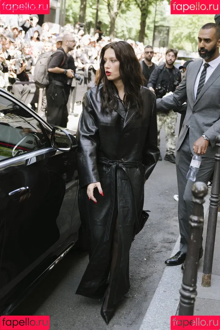 Adele Exarchopoulos / adeleexarchopoulos Onlyfans Photo Gallery 