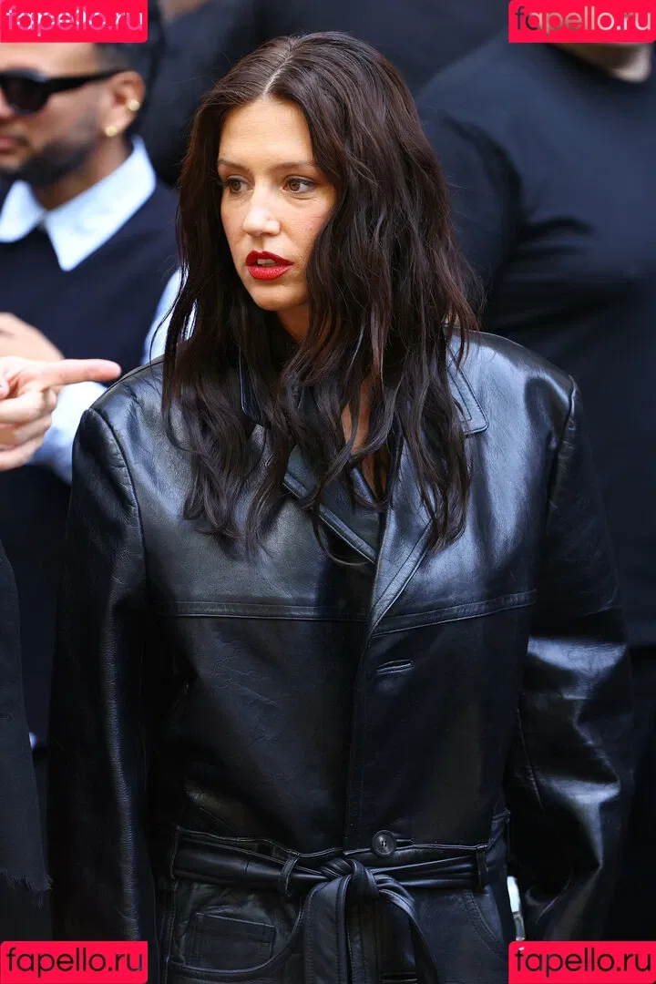 Adele Exarchopoulos / adeleexarchopoulos Onlyfans Photo Gallery 