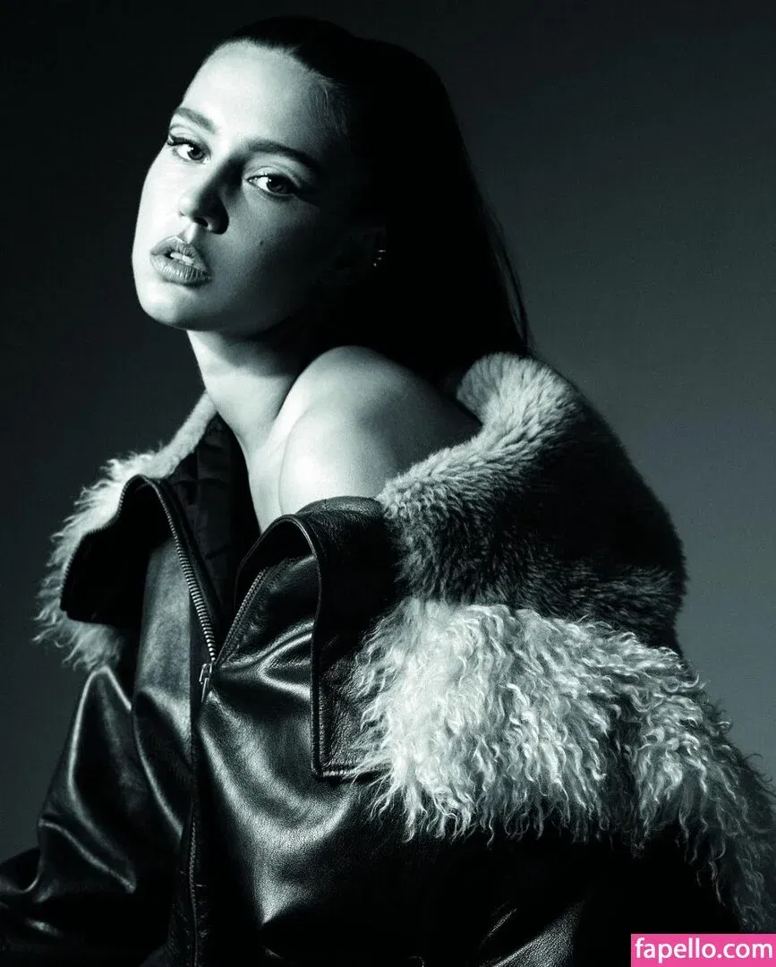 Adele Exarchopoulos / adeleexarchopoulos Onlyfans Photo Gallery 