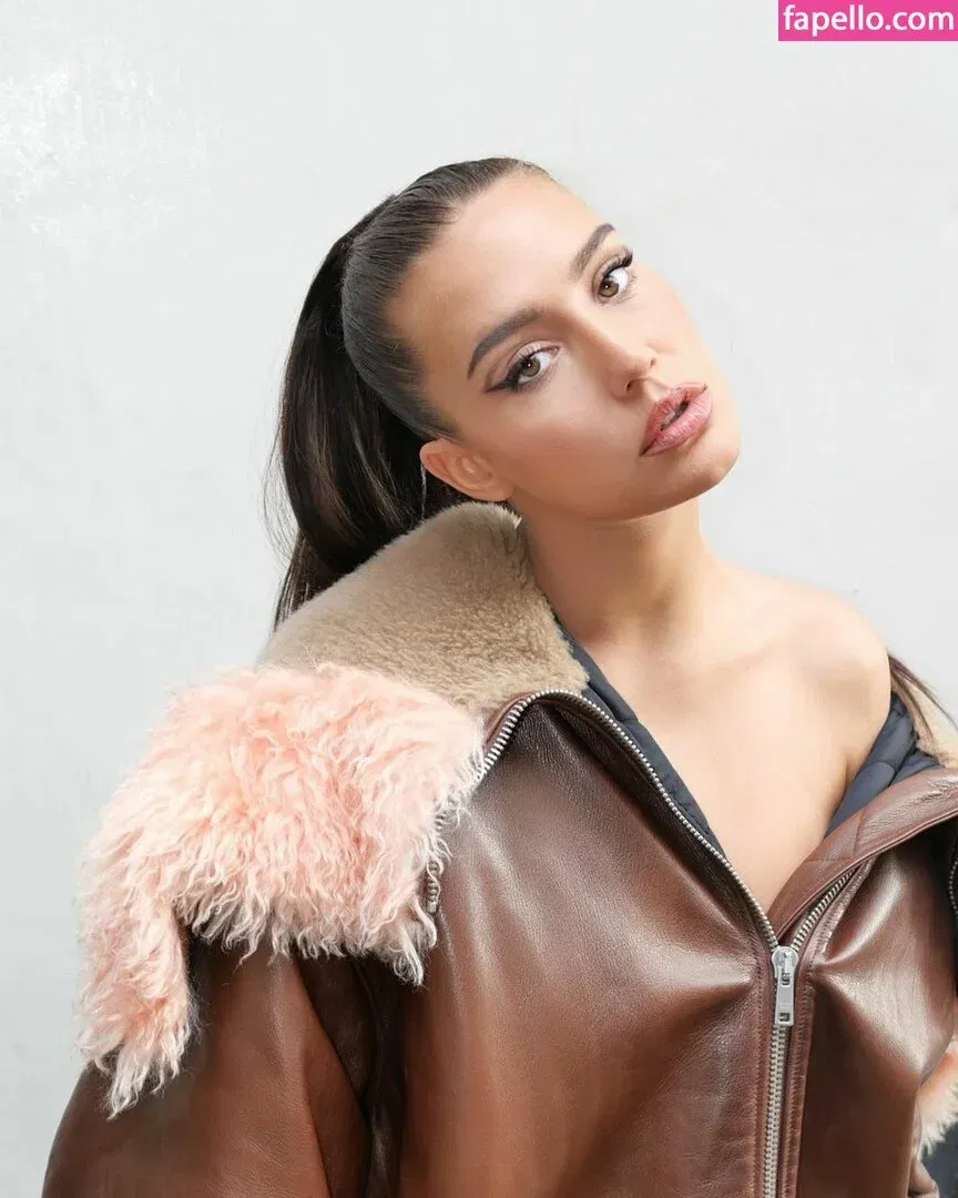 Adele Exarchopoulos / adeleexarchopoulos Onlyfans Photo Gallery 