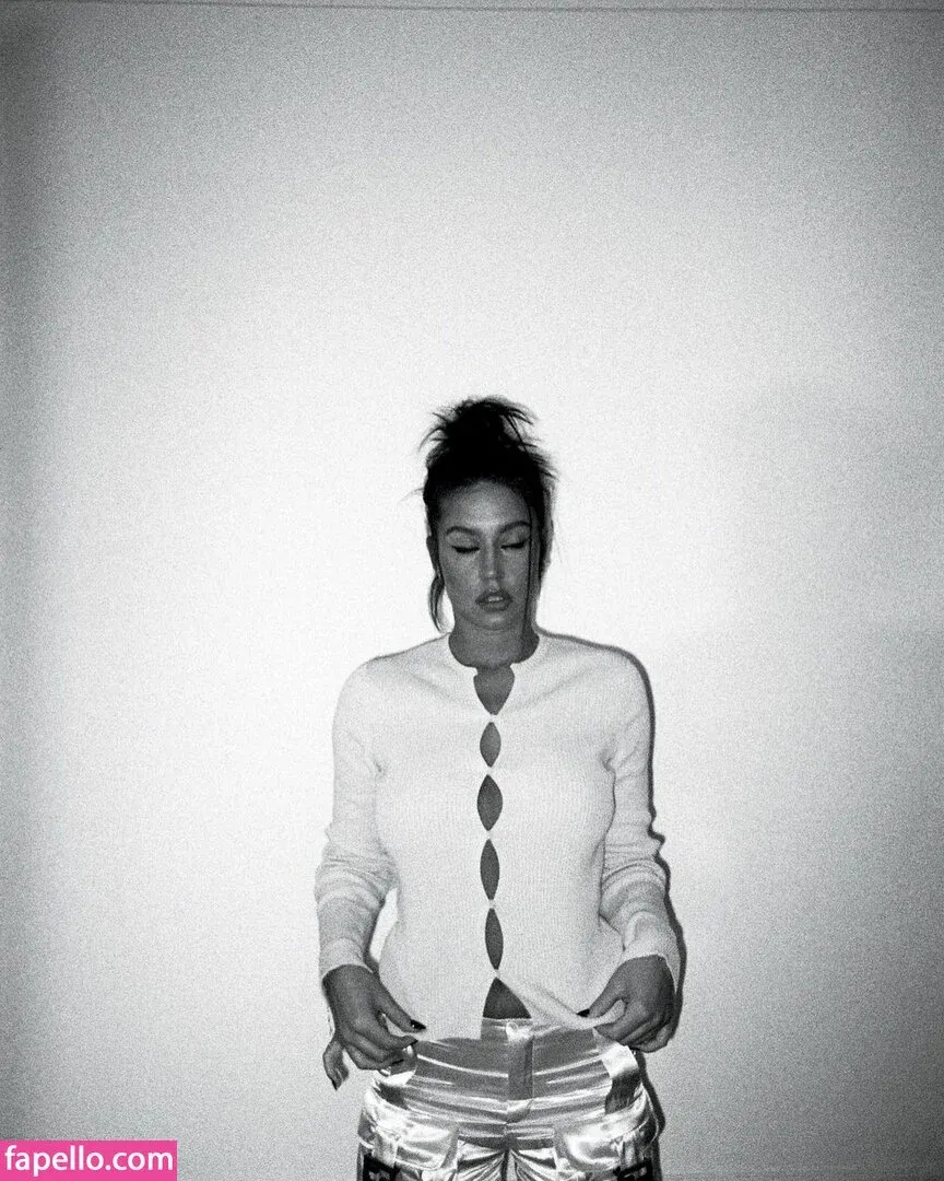 Adele Exarchopoulos / adeleexarchopoulos Onlyfans Photo Gallery 