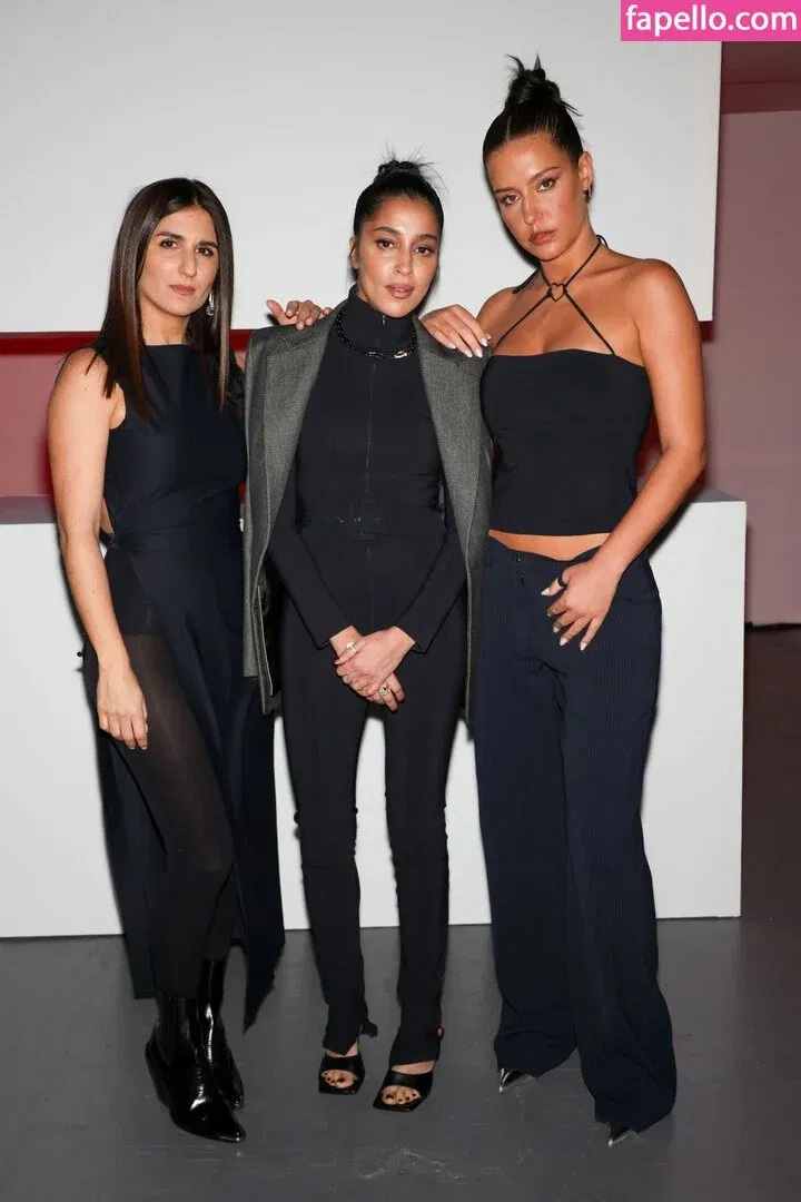 Adele Exarchopoulos / adeleexarchopoulos Onlyfans Photo Gallery 