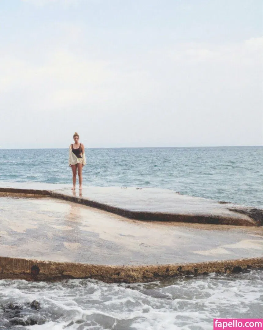 Adele Exarchopoulos / adeleexarchopoulos Onlyfans Photo Gallery 