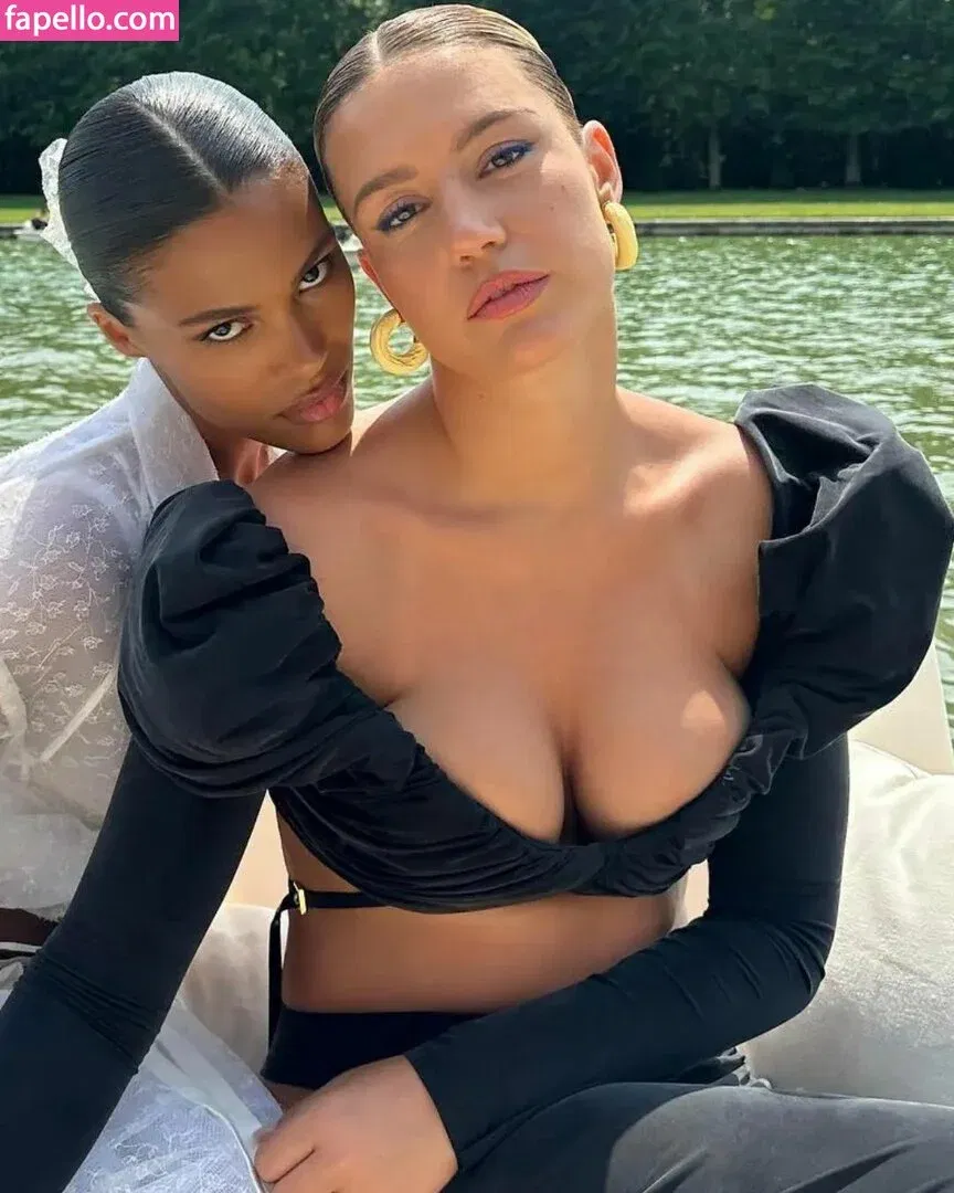 Adele Exarchopoulos / adeleexarchopoulos Onlyfans Photo Gallery 