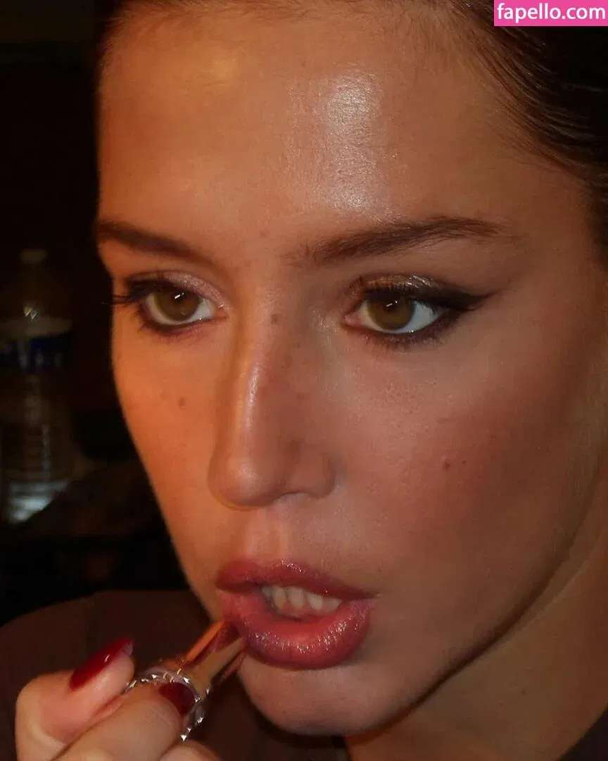 Adele Exarchopoulos / adeleexarchopoulos Onlyfans Photo Gallery 